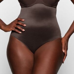 SKIMS Barely There Shapewear High Waist Thong